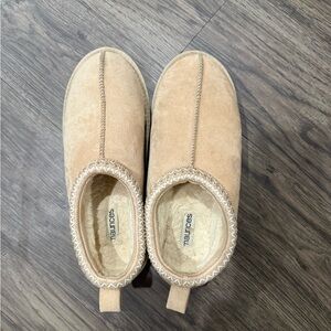 Maurices Tan Women's Slippers